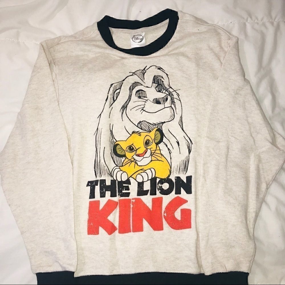Lion King sweatshirt NWOT  